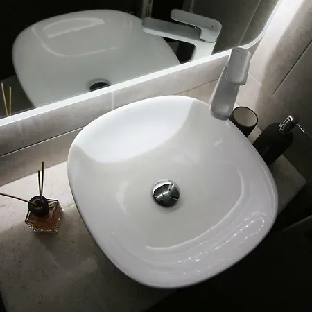Apartment Yannis - Stylish With High-speed Wi-fi
